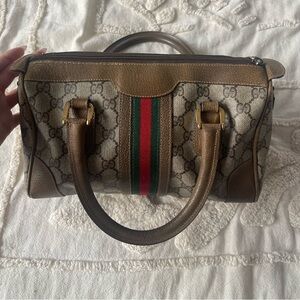 VINTAGE GUCCI HANDBAG
